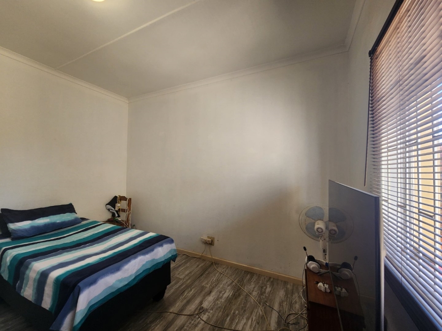 3 Bedroom Property for Sale in Pacaltsdorp Western Cape